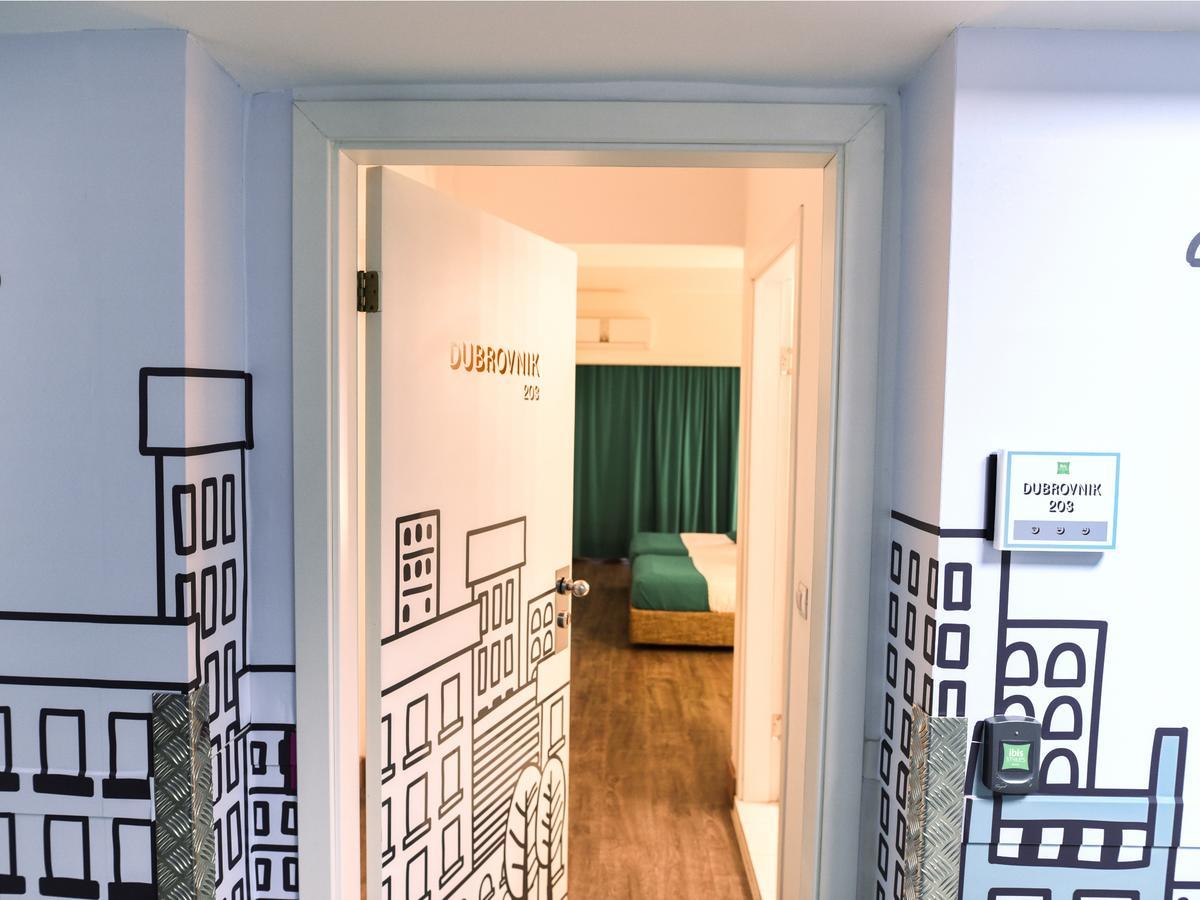 Ibis Styles Skopje Hotel Ngoại thất bức ảnh