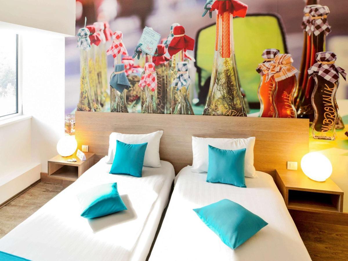 Ibis Styles Skopje Hotel Ngoại thất bức ảnh